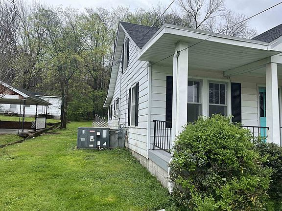 2nd image of 105 Brewer Dr
