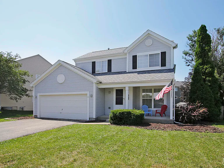 9 W Dahlia Ln — Photo 1