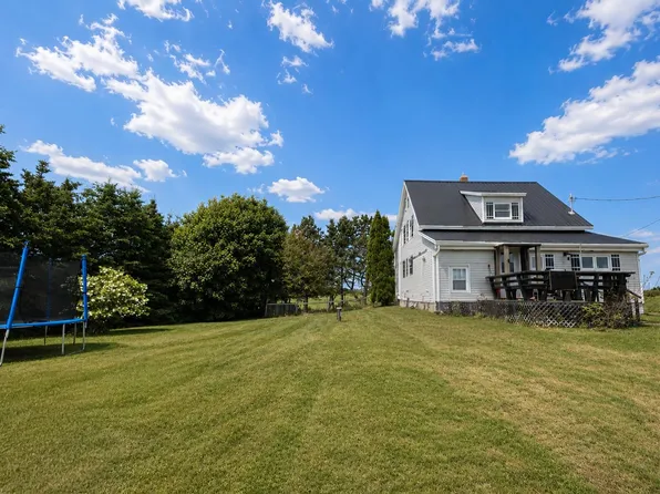 764 Harper Rd, North Parish, PE C0B 2B0
