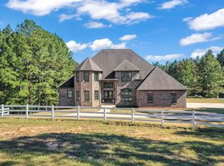 525 Dorough Rd, Columbiana, AL 35051