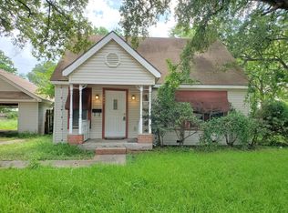 1605 Nall St, Port Neches, TX 77651