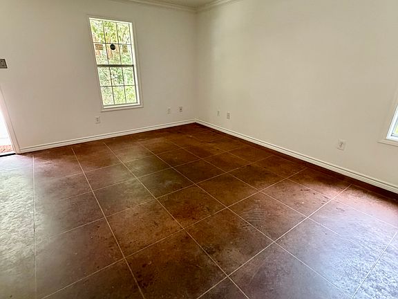 3rd image of 2612 Park St APT E