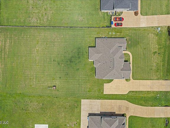 3rd image of 2739 Layne Dr