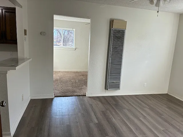 Building Photo - 5303 E 12th St #22