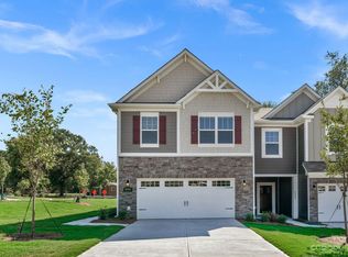 8022 Ramsburg Dr, Charlotte, NC 28269