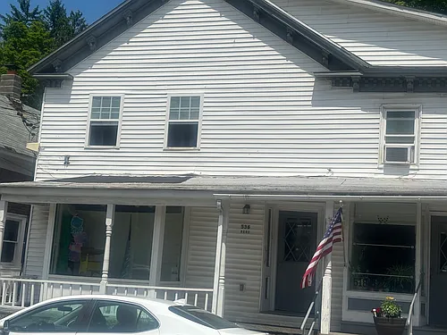 536 Main St Photo 1