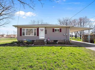 304 Lily Ave, Carbon Cliff, IL 61239