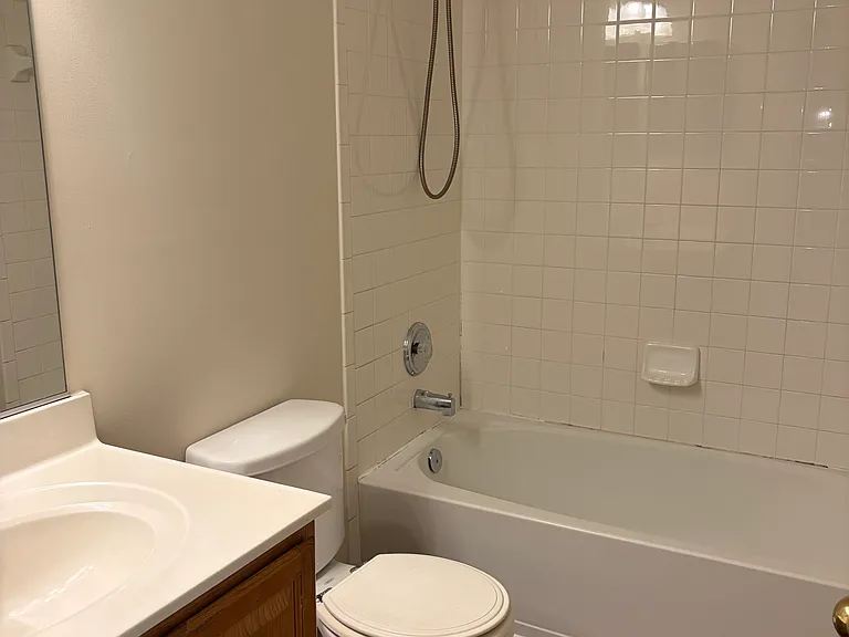 18340 Roy Croft Dr — Photo 24