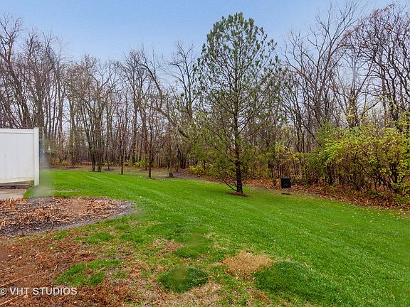3rd image of 2772 Packford Ln