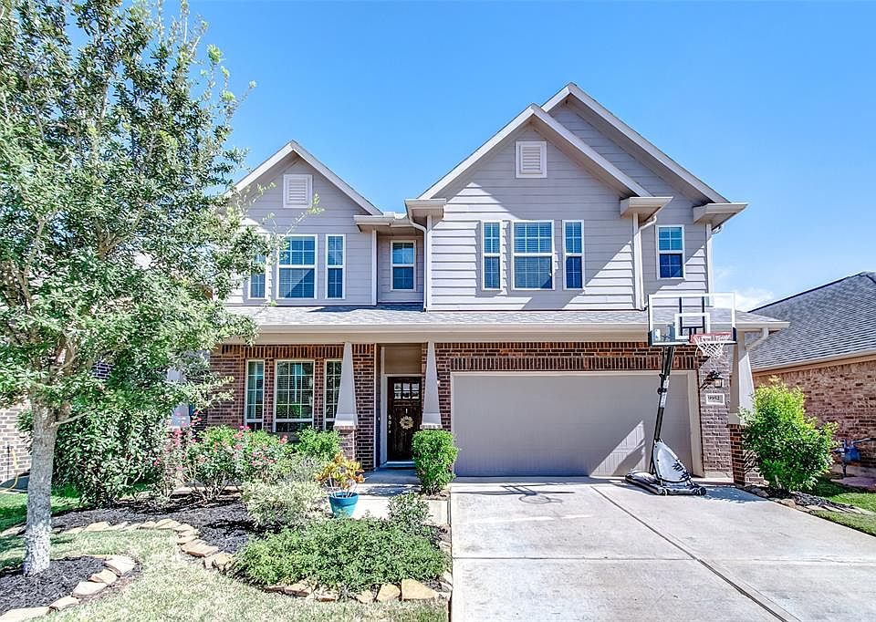 1st image of 9952 Lazy Cove Ln