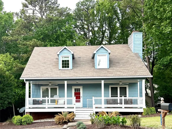 3066 Point Clear Dr, Tega Cay, SC 29708