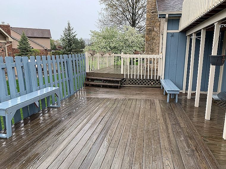 2nd image of 826 Royal Saint George Dr