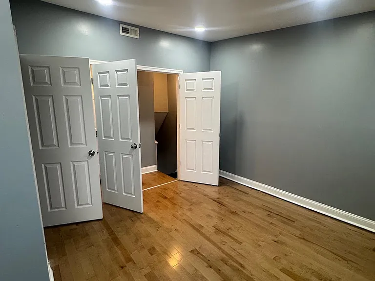 3221 Lyndale Ave — Photo 7