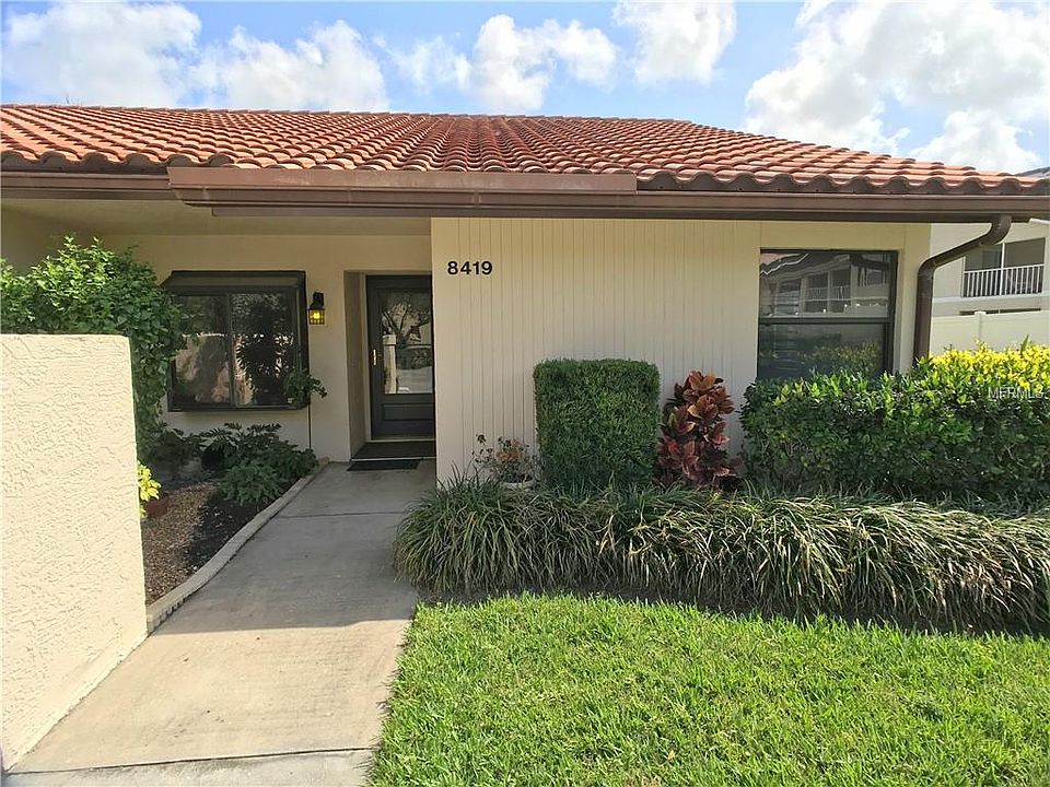 1st image of 8419 Gardens Cir