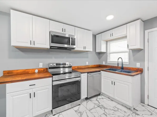 2120 Krenson St Unit B, Savannah, GA 31415