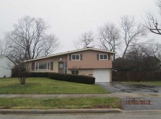 2704 Blanchard Rd, Waukegan, IL 60087