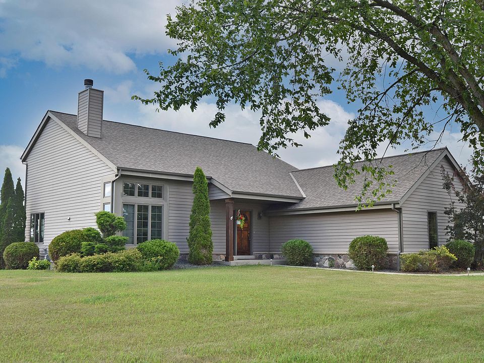 1st image of 8393 Hilltop Ln