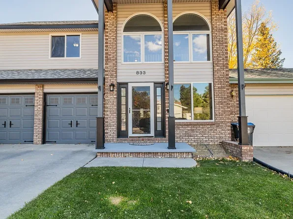 833 Virginia Ct, Cheyenne, WY 82009