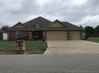 2019 Graham Ave, Pryor, OK 74361