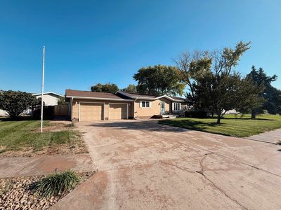 1022 10th St, Gibbon, NE, 68840