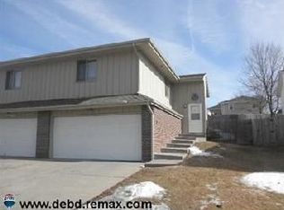 3210 NW 7th St, Lincoln, NE 68521