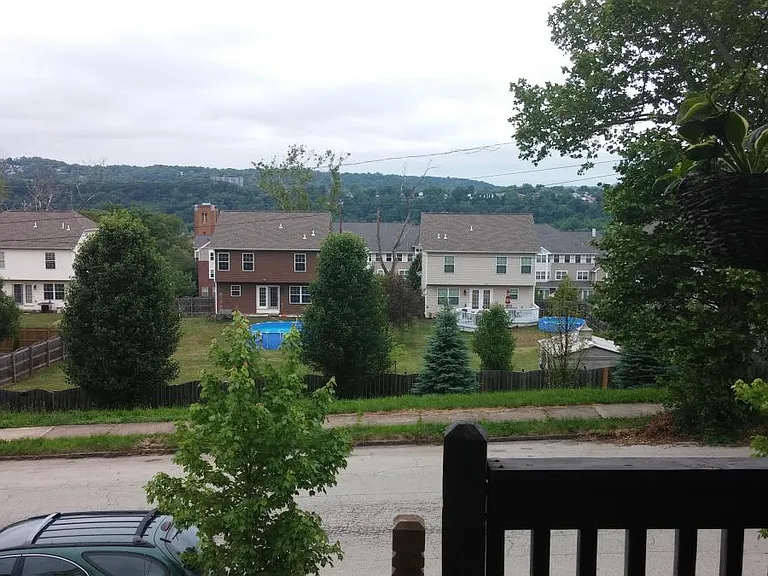 View of the neighborhood