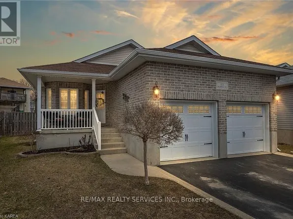 172 Macdougall Dr, Loyalist, ON K7N 0A2