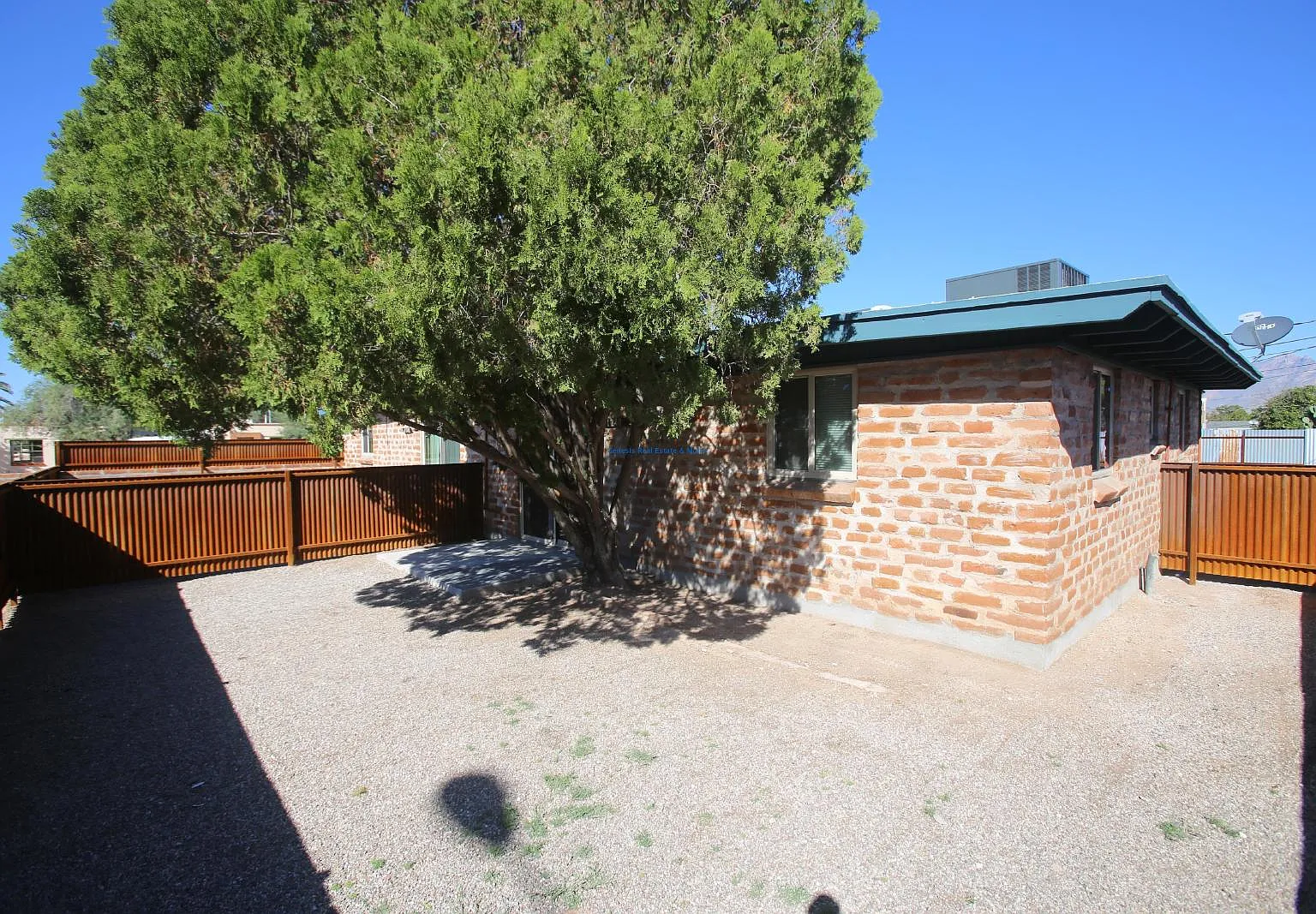 Studio, 676 sqft, $950 — Photo 1