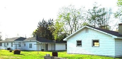3rd image of 106 Pine St