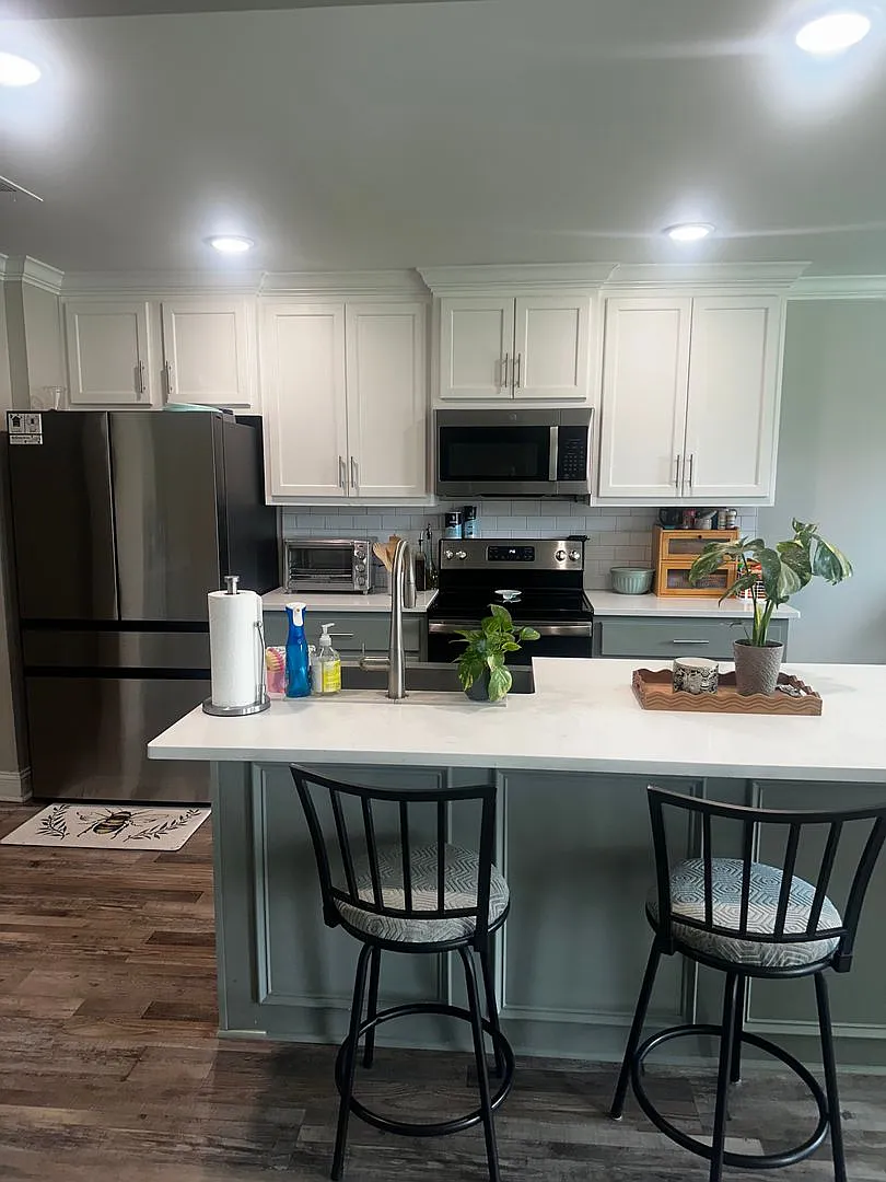 Val Del Estates Home — Photo 2