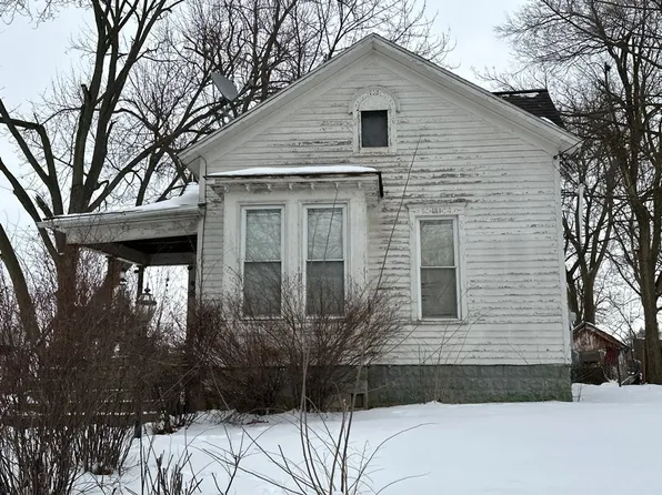 617 Division St, Adrian, MI 49221