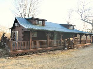 1835 Marvins Park Ln, Harpers Ferry, IA 52146