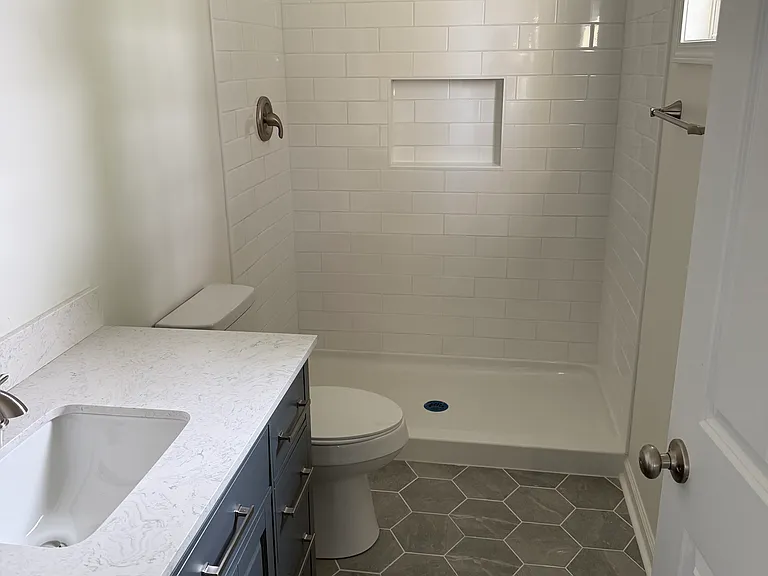1003 Castle St — Photo 18