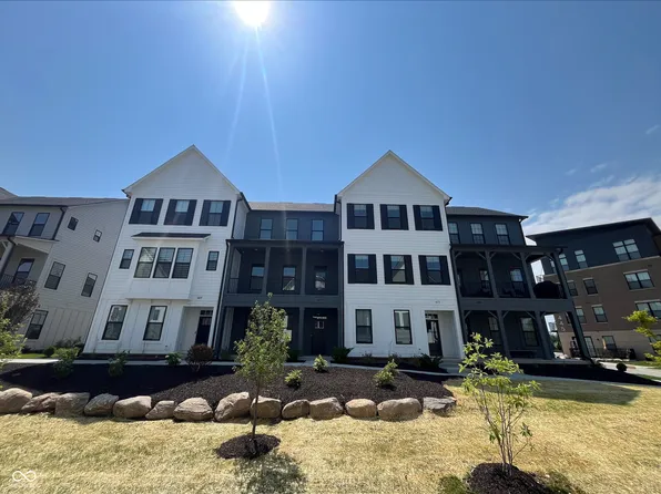 473 Mariposa Trl, Carmel, IN 46032