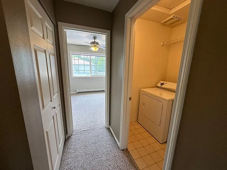 209 E 18th Ave #10 — Photo 20