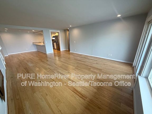 5th image of 3306 Lake Washington Blvd N APT 1