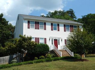 503 N Woods Ct, Salem, VA 24153