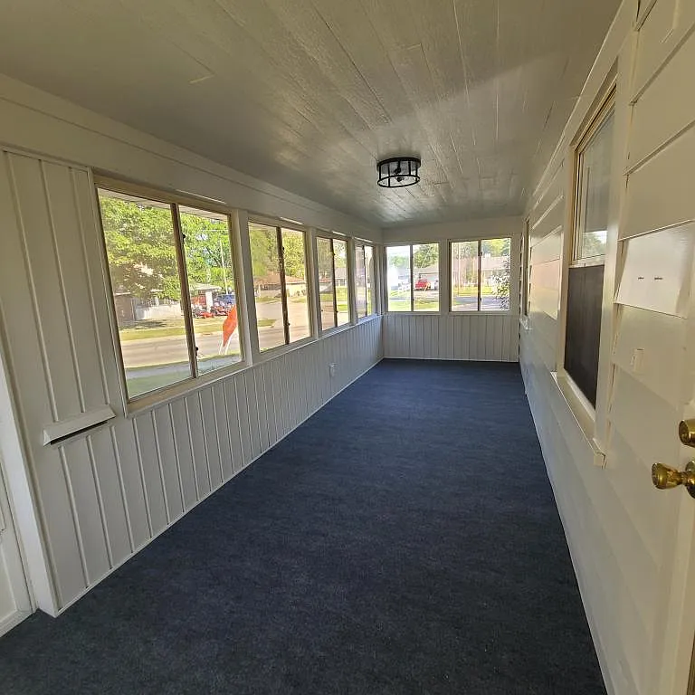 2728 Crescent Ave — Photo 2