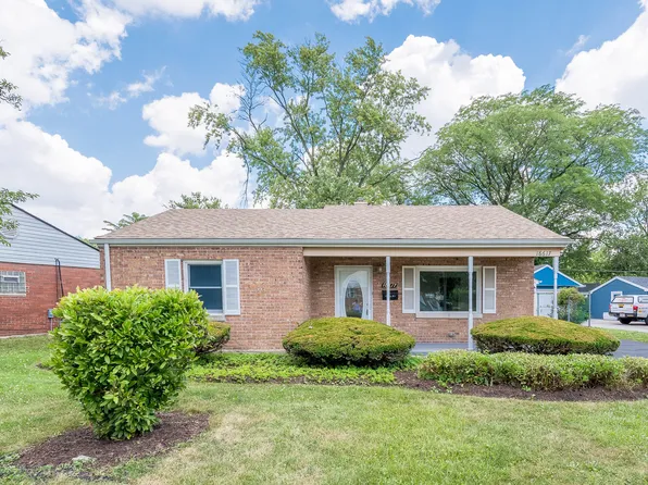 18617 Palmer Cir, Homewood, IL 60430