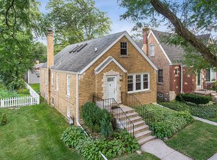 8115 Kostner Ave, Skokie, IL