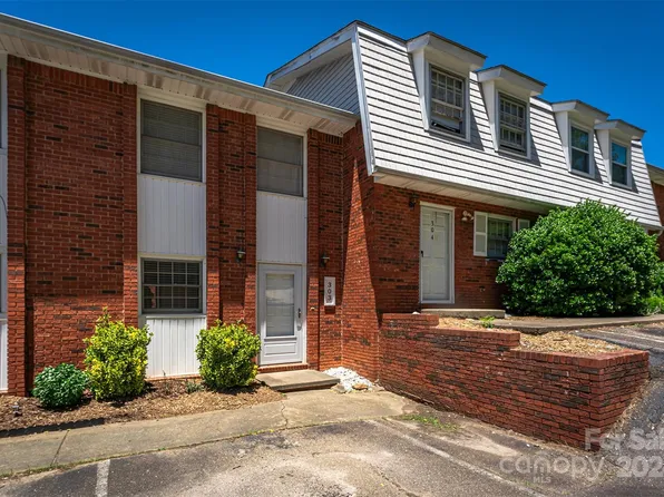 303 Southway Garden Rd, Arden, NC 28704