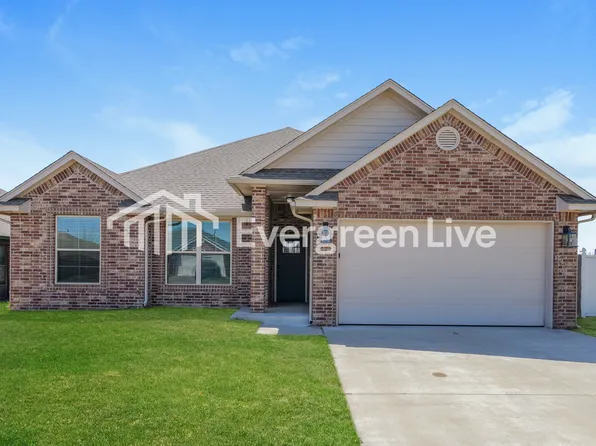 932 N Windermere Dr, Moore, OK 73160