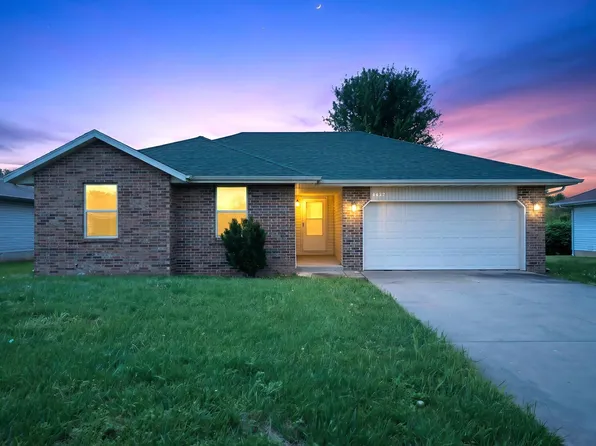 4432 W Huckleberry Street, Springfield, MO 65802