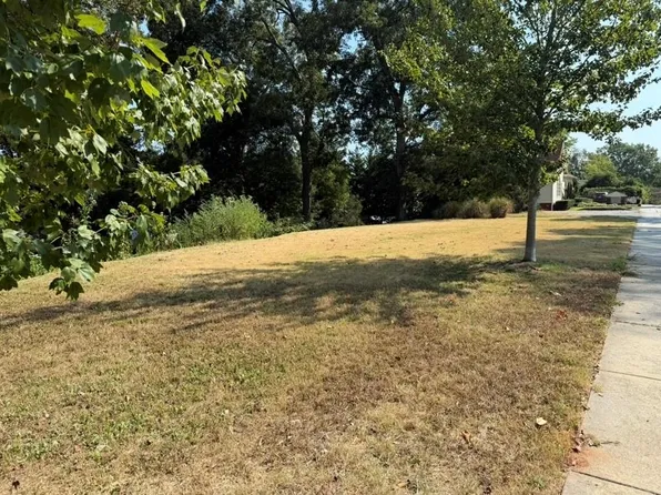 379 Washington Ave NE, Marietta, GA 30060