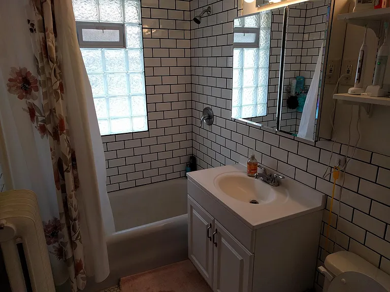 3944 Aldrich Ave S — Photo 10