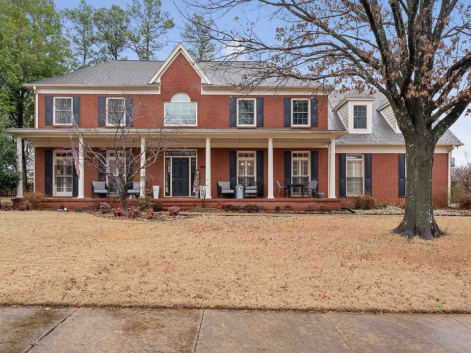 1st image of 1174 Autumn Lake Dr