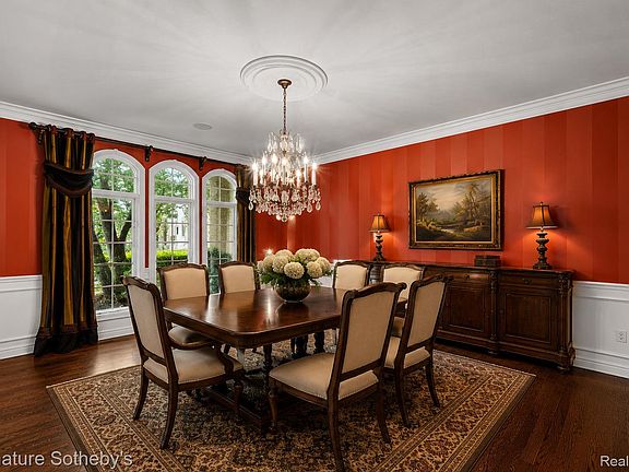 5th image of 17862 Parkshore Dr
