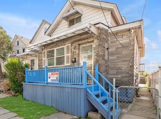 2012 120th St, Flushing, NY 11356