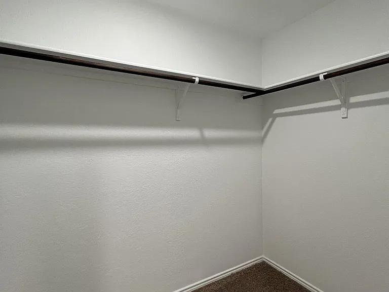 9904 Wye Ml — Photo 18
