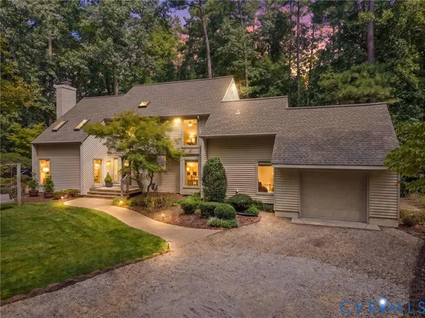 13802 Nuttree Woods Ter, Midlothian, VA 23112